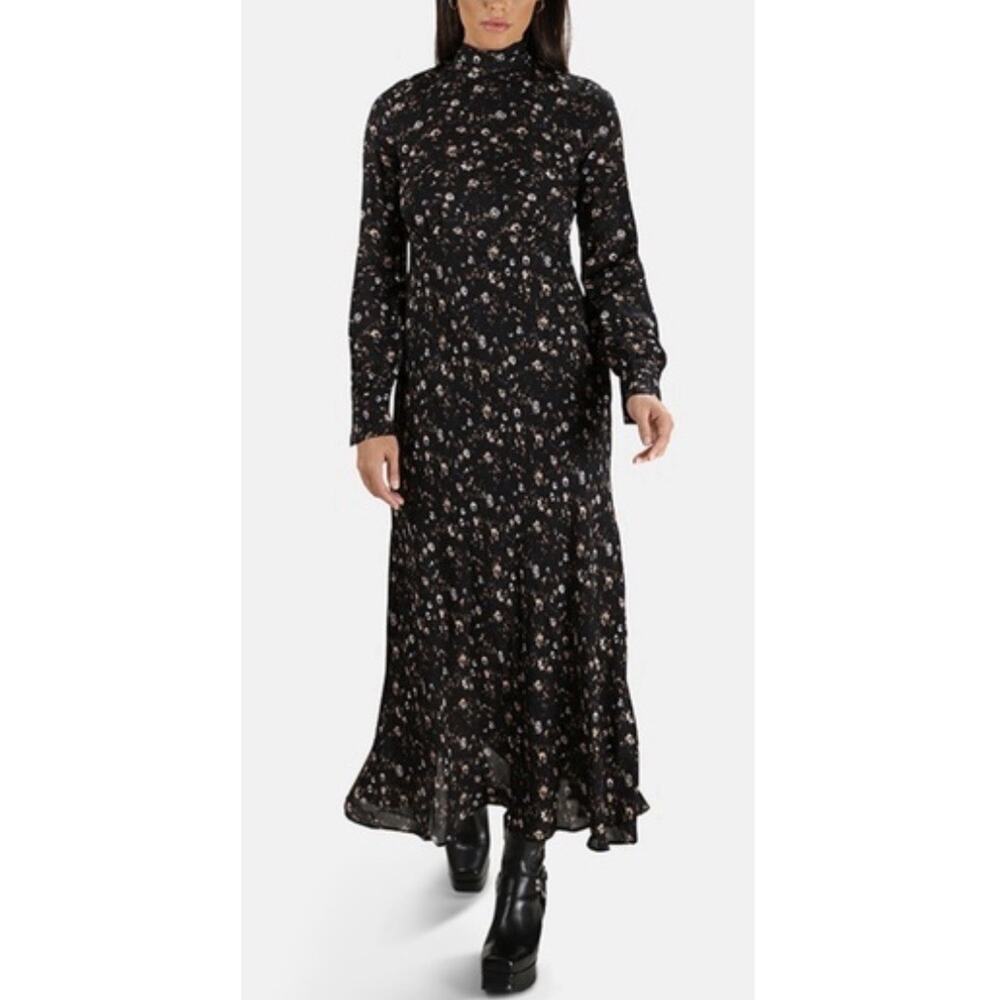 One Fine Day Long Dress in Black And White Floral XS A004425